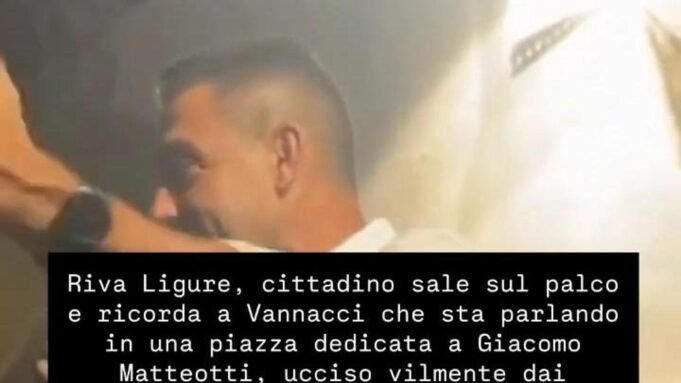 Vannacci fala, os aplausos o impedem: “É a Piazza Matteotti”.