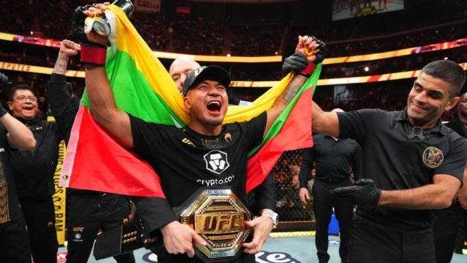 Classificação da divisão de MMA: peso leve, peso mosca masculino é o melhor da categoria