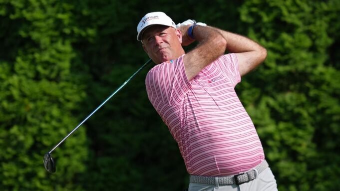 Cink e Wi lideram rankings seniores dos EUA após abrir 67 anos