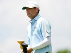 McNeil lidera por 2 tacadas no US Senior Open