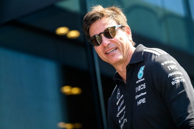 1783398683_toto-wolff-mercedes.jpg
