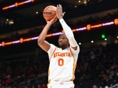 Fontes: Lakers ainda persegue o agente livre Kamunga.