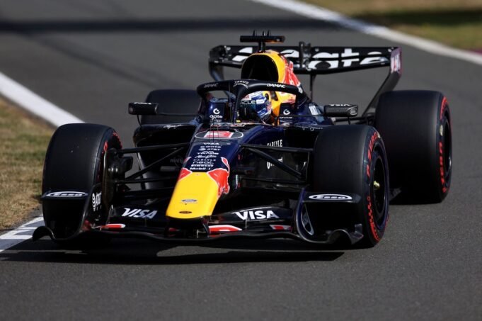 Red Bull investiga falha na asa traseira de Verstappen, ‘todas as opções abertas’ para Spa Red Bull investiga falha na asa traseira de Verstappen, ‘todas as opções abertas’ para Spa