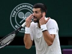 ‘Você não sabe de nada’ – Novak Djokovic acusa árbitro de Wimbledon de quebrar regras em troca feroz