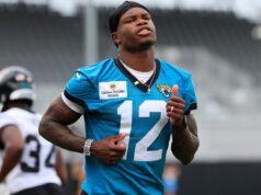 ‘Todos os olhos estão voltados para Travis Hunter’ no campo de treinamento do Jacksonville Jaguars