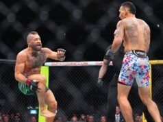 McGregor sofreu uma lesão na perna no chute inicial; chamada de guerra