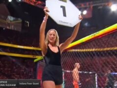 A estrela da WNBA, Sophie Cunningham, rouba os holofotes do UFC 329 como garota surpresa do ringue