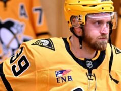 Os Devils assinam com Manta um contrato de 2 anos no valor de US$ 9,5 milhões