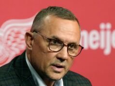 Yzerman renuncia abruptamente ao cargo de GM do Red Wings