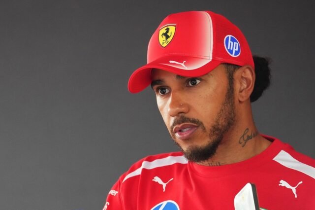 1784510907_lewis-hamilton-ferrari-2.jpg