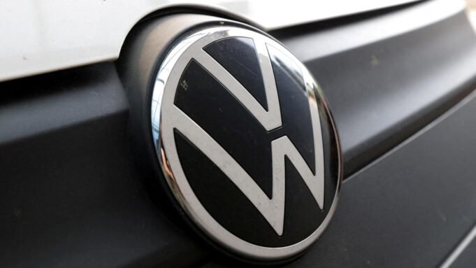 Volkswagen, Sindicatos: “100 mil demissões? Impossível” . Aqui estão os acordos que o impedem