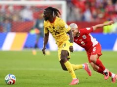 1. FC Köln trabalha para contratar Gideon Mensah