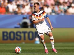 Hamann pediu a Kimmich que deixasse as funções na Alemanha após decepção na Copa do Mundo
