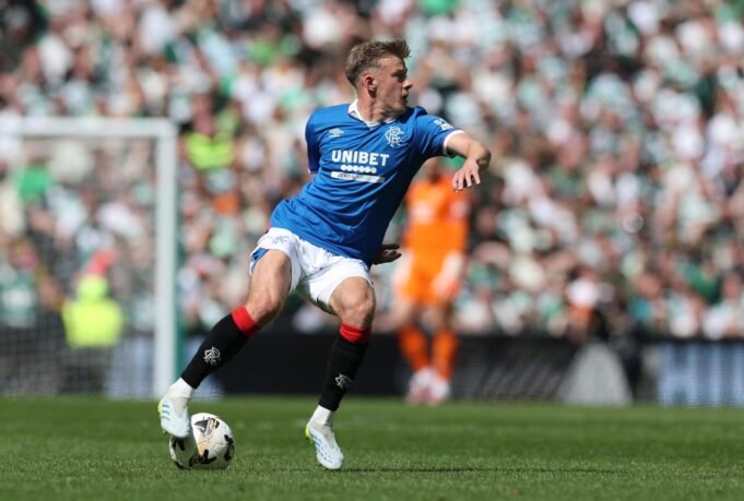 Connor Barron, do Rangers, está ligado ao Bologna, Lazio e Eintracht Frankfurt.