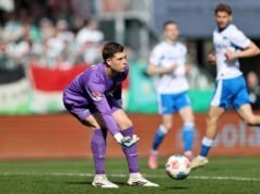 O Feyenoord lidera o Celtic e o Wolfsburg na corrida pelo goleiro do Hertha, Tjark Ernst