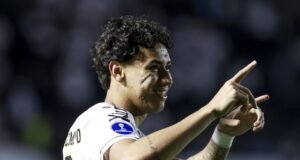 Bayern fez oferta de 32 milhões de euros pelo meio-campista Santos Bontempo