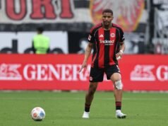 A zagueira do Eintracht Frankfurt, Aurèle Amenda, transferiu-se para o Coventry City