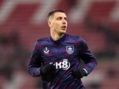 RB Leipzig confirmou a contratação de Etève do Burnley