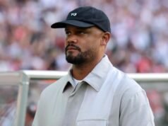 O FC Bayern completou o primeiro treino de preparação para a nova temporada com seis jogadores da equipe titular