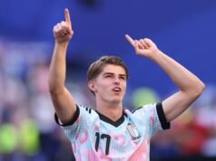 O Bayern reacendeu o interesse em De Ketelaere enquanto a Atalanta tenta vendê-lo