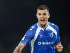 1. FC Magdeburg estendeu o contrato de Colônia e Frankfurt em conexão com Zukowski