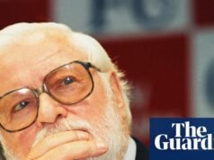 Ken Bates, o pitoresco e polêmico ex-presidente do Chelsea, morre aos 94 anos | Chelsea