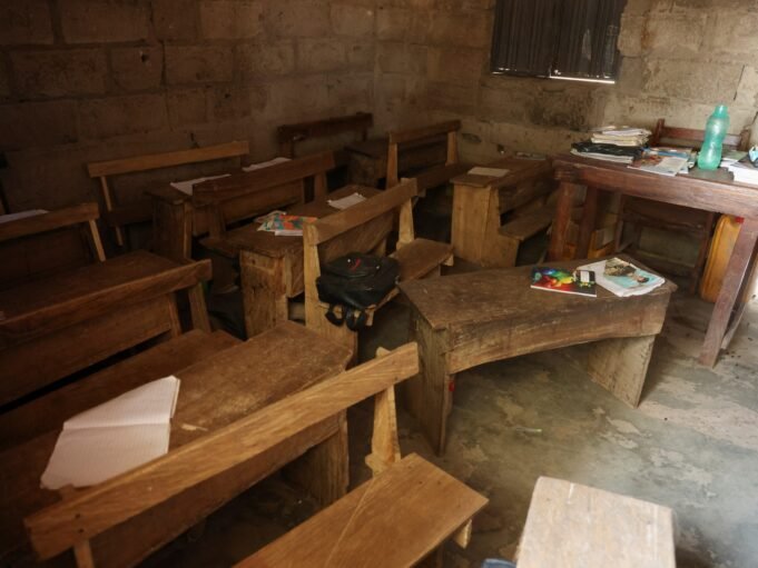 Dezenas de crianças em idade escolar e professores sequestrados são resgatados na Nigéria | Notícias militantes Dezenas de crianças em idade escolar e professores sequestrados são resgatados na Nigéria | Notícias militantes
