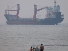 Irã alerta navios para não usarem rotas não aprovadas no Estreito de Ormuz | Guerra EUA-Israel contra o Irã