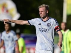 A primeira escalação de Michel no Ajax: Blind, Wijndal e Gluh começam, compra milhões no banco