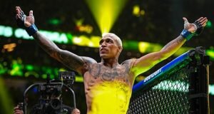 Charles Oliveira tem muitos comentários sobre o UFC 329 em busca da luta pelo título de Justin Gaethje.