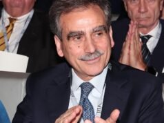 Lovaglio tenta resistir à oferta do Intesa no MPS e liga para BPM e Unicredit