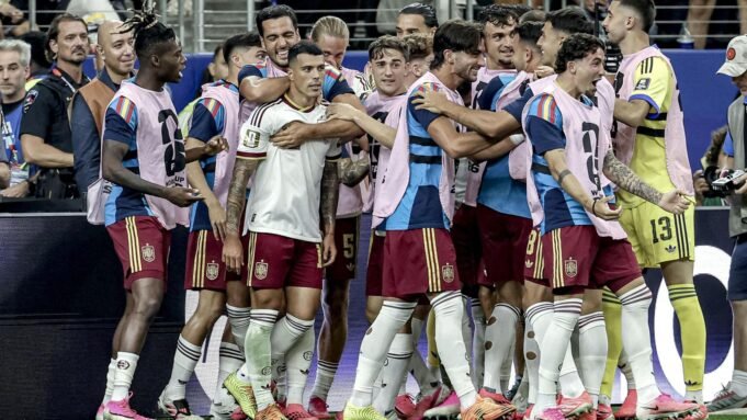 Anfitriões invictos: a Espanha sonha com a Copa do Mundo, está invicta há 37 jogos e sofreu um gol