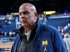 Relatórios: O trabalho de Michigan AD Ward Manuel está em perigo em meio à investigação