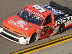 O veterano Grant Enfinger vence a corrida selvagem da NASCAR CRAFTSMAN Truck Series no histórico Lime Rock Park