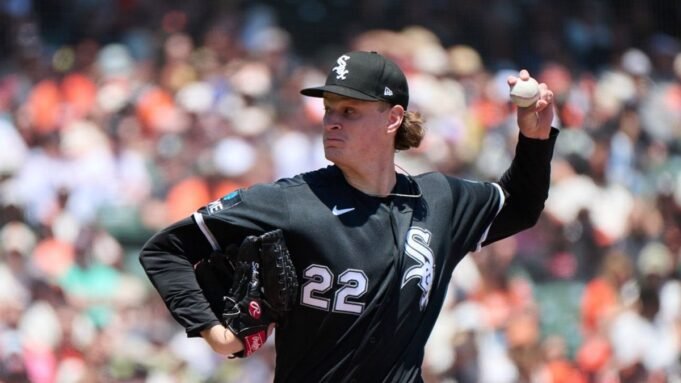Os A’s no final do primeiro tempo, na missão de controlar a caminhada de Noah Schultz Os A’s no final do primeiro tempo, na missão de controlar a caminhada de Noah Schultz