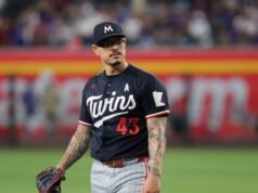 O apaziguador canhoto dos gêmeos Anthony Banda passou por uma cirurgia no final da temporada