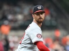 Foster Griffin, do Nationals, tenta se manter em sua melhor forma contra os Astros