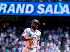 Os Mariners acertaram três HRs, usando o braço de Logan Gilbert para demolir os Blue Jays.