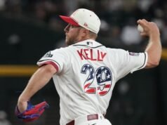 Cartas e D-backs abrem o segundo tempo em meio à caça aos curingas da NL.