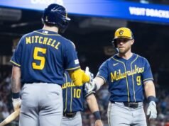 Jake Bauers e Brewers vencem série contra D-backs