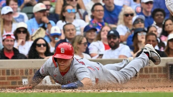 Cardinals 2B JJ Wetherholt concorda com a extensão relatada de US$ 112,5 milhões.