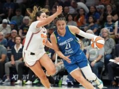 Brittany Griner (29 pontos), manteve-se na liderança do Sun Links.