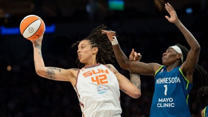 Brittany Griner, O Sol encontra seus passos enquanto Mercúrio esfria