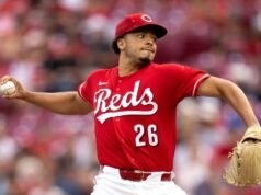 Relatório: Reds contratam o jovem Chase Burns para um contrato de 7 anos e US$ 105 milhões