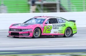 A qualificação do Window World 450 choveu, mantendo Ryan Blaney na piscina.