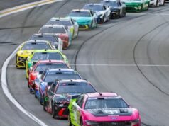 Ryan Blaney escapa de uma corrida chuvosa na Geórgia com uma vitória no OT.