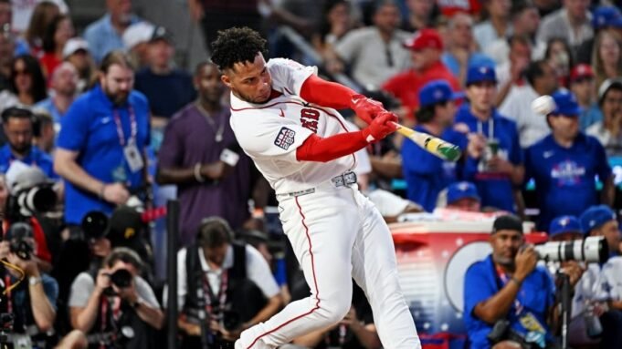 Willson Contreras e Jordan Walker lideram o derby de home run da primeira rodada