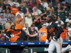 Os Orioles buscam dar continuidade à seqüência de vitórias no confronto contra os Astros.