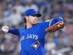 Os lutadores Blue Jays tentam salvar o final da série contra os Rays.