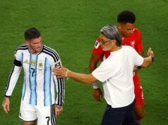 Murat Yakin disse não conhecer a regra, mas parabenizou a seleção argentina